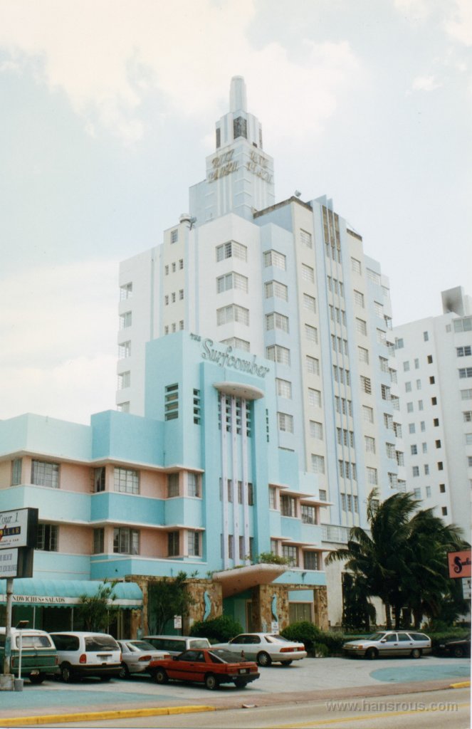 26 Miami Art Deco District